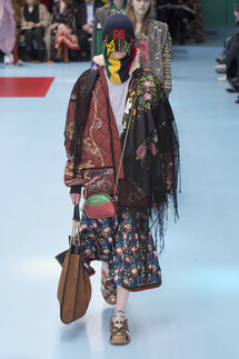 Gucci Fall 2018 Ready-to-Wear , Гуччи осень зима 2018 , Fashion show , неделя моды в Милане , MFW , Mainstyles